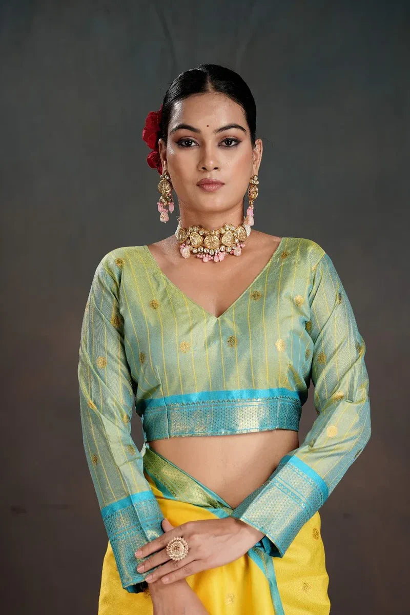 Soft Silk Chitt Pallue With Contrast Blouse Weaving Saree